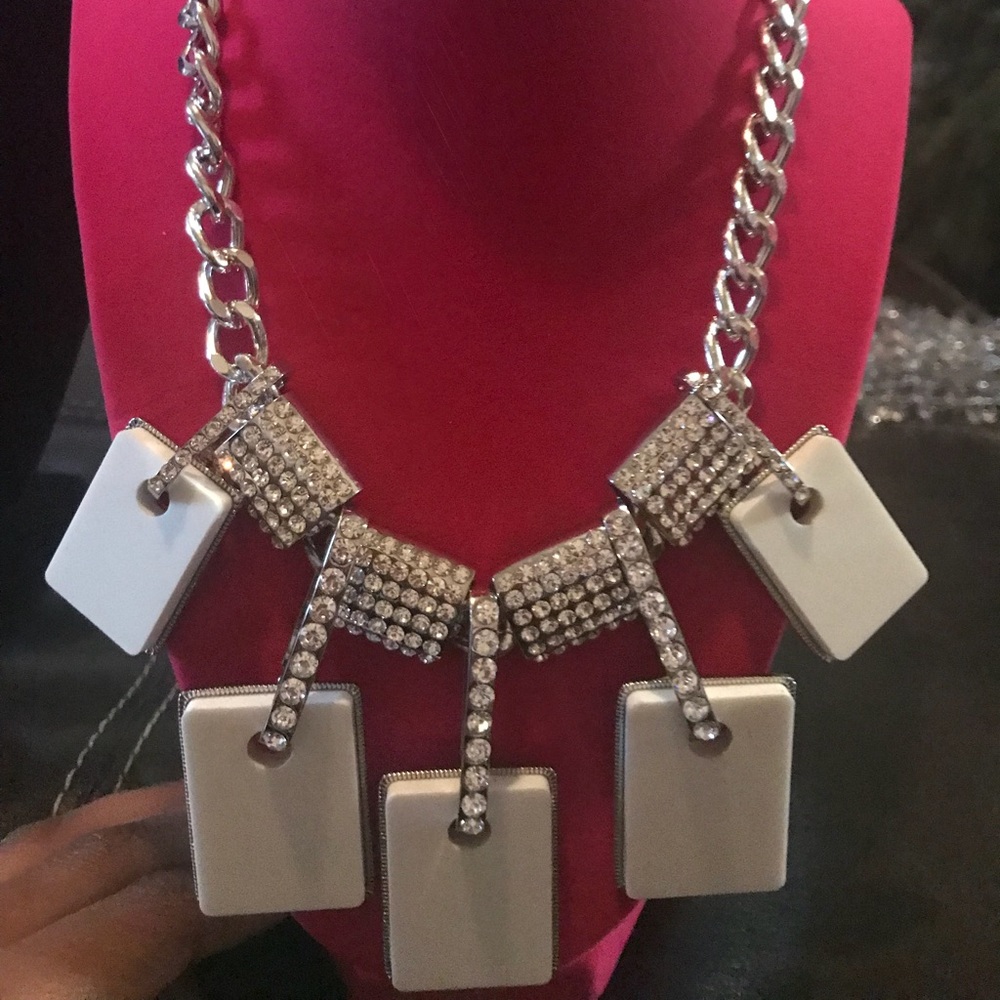 White Out necklace